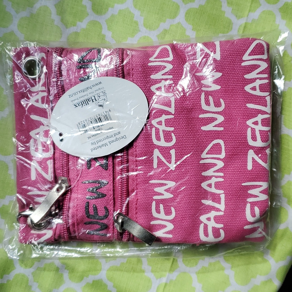 New Zealand travel purse